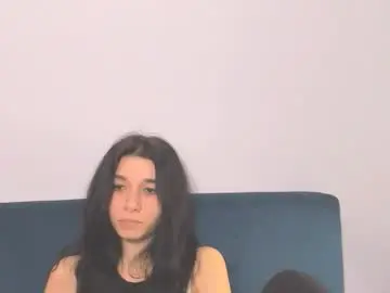 Delphinehot  live sex cam