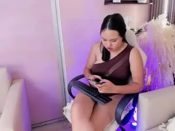 Ellie_evans18  live sex cam