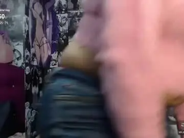 Jennifer_0717  live sex cam