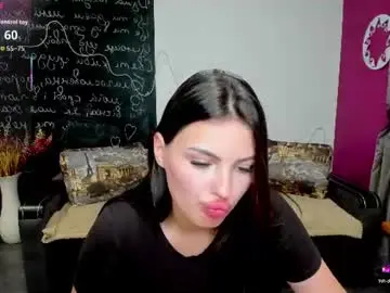 Kitty_shenson  live sex cam