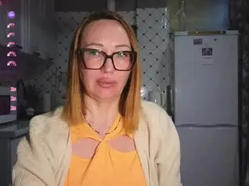 Lyboff72  live sex cam