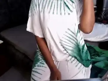 Missbeautyke  live sex cam