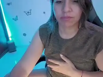 Rebbeca09  live sex cam