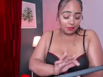 Rouses_malih  live sex cam