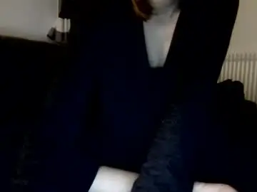 Sexypaws05  live sex cam