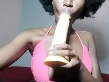 Shiro254  live sex cam