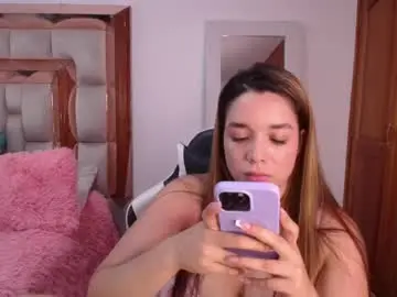 Emily_poarch  live sex cam