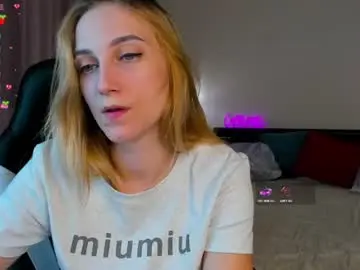 Graseflower  live sex cam