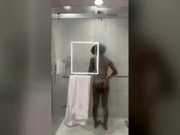 Itskittyki  live sex cam