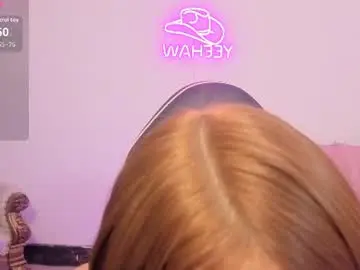 Jenner_tay  live sex cam