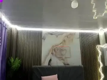 Jenner_tay  live sex cam