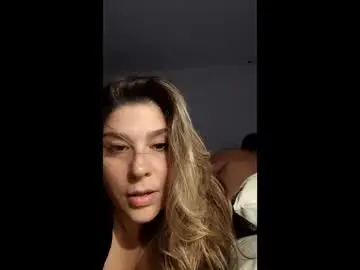 Juligus40  live sex cam