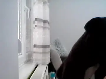 Littlepony100  live sex cam