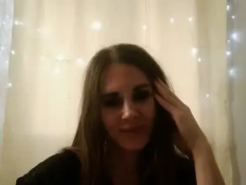 Luciemack  live sex cam