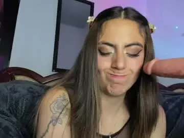 Luumanson  live sex cam