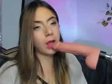 Luumanson  live sex cam