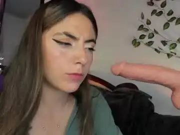 Luumanson  live sex cam