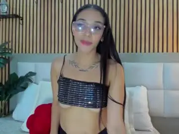 Roseaurora  live sex cam