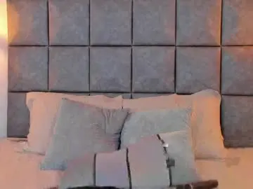 Roseaurora  live sex cam