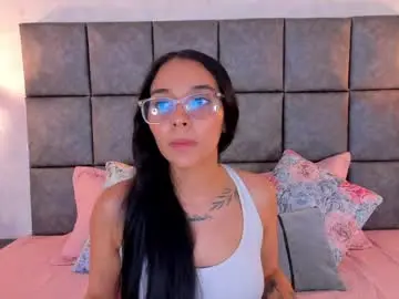Roseaurora  live sex cam