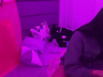 Vampmolli  live sex cam