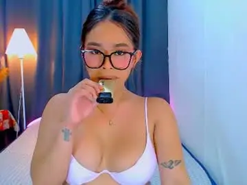 Wildsassy0719  live sex cam