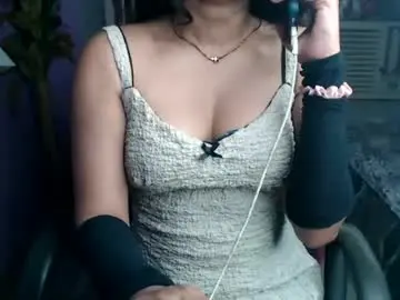 Yoursassy_girl  live sex cam