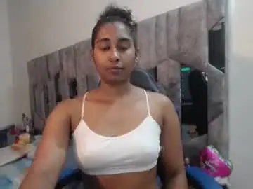Yumchocolate777  live sex cam