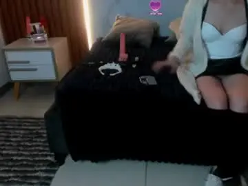 Zara_vooss  live sex cam
