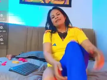 Anthonelaa__  live sex cam