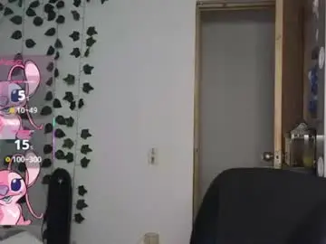 Asenaesmee  live sex cam