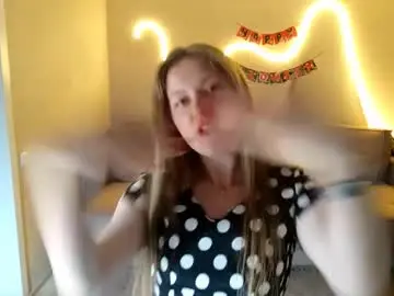 Christianahessee  live sex cam