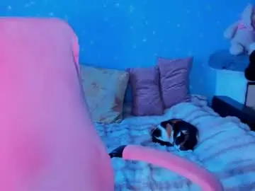 Katemad111  live sex cam