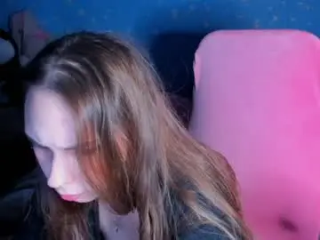 Katemad111  live sex cam
