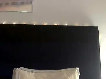 Kingandprincess  live sex cam