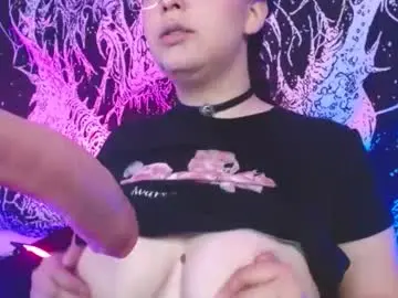 Mikaskullcs  live sex cam