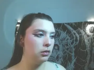 Mikaskullcs  live sex cam