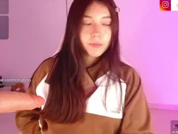 Moonbella_bell  live sex cam