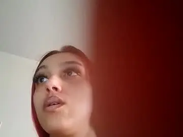 Prettynwet666  live sex cam