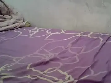 Sweetielonglips  live sex cam