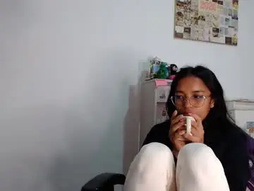 Alia054  live sex cam