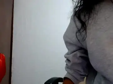 Alia054  live sex cam