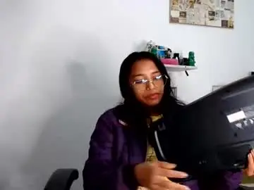 Alia054  live sex cam