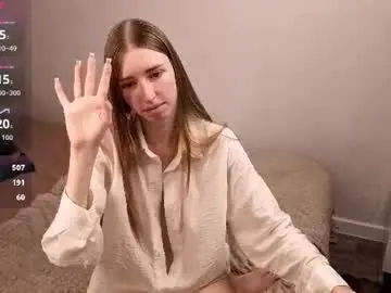 Anny_fitdern  live sex cam