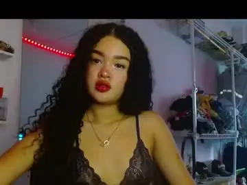 Babybombom08  live sex cam