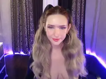 Bitchqueen19xx  live sex cam