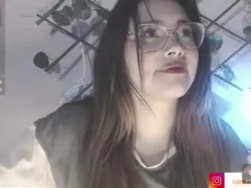 Caro_lina_4m0r  live sex cam