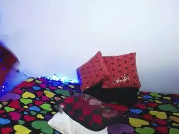 Gio_gio44  live sex cam