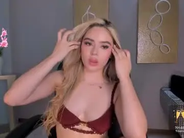 Juanitaclay  live sex cam