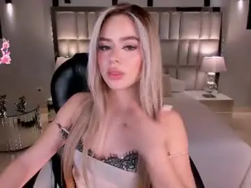 Juanitaclay  live sex cam
